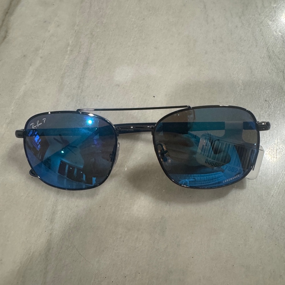 Unisex polarized raybans
